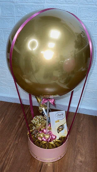 מארז ורוד/זהב עם בלון כולל כיתוב לבחירה